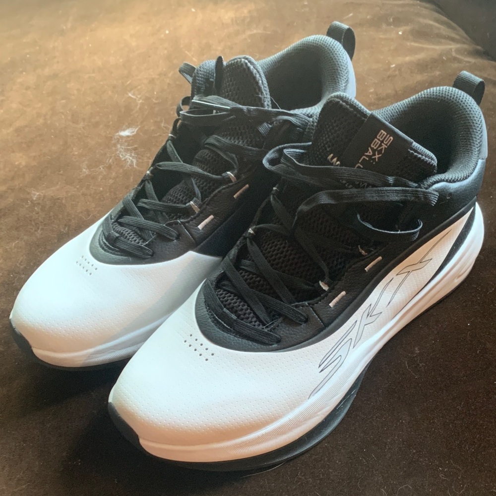 Skechers Men's Black and White Athletic Sneakers